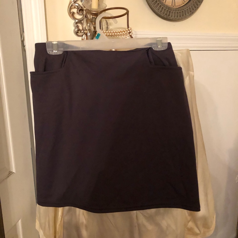 Charcoal mini skirt